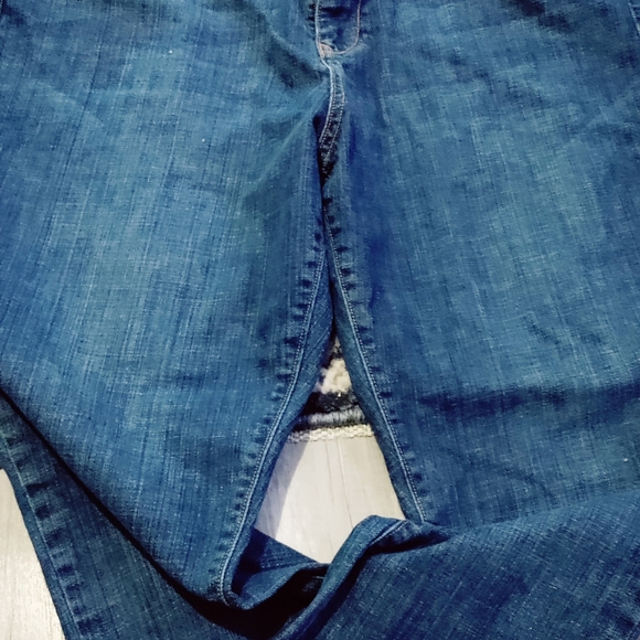 Old Navy jeans - Picture 3 of 3